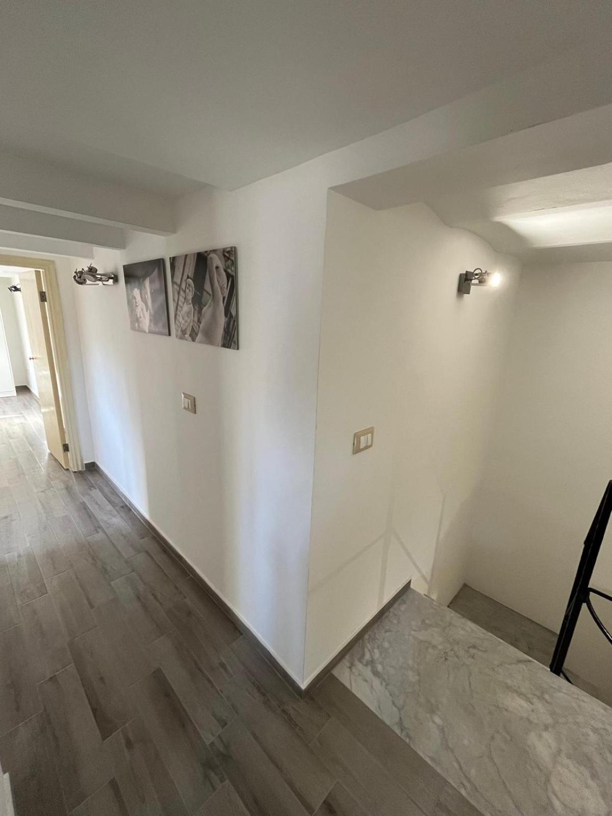 Casa Vacanze Da Ruggero Al Massimo Palermo Bagian luar foto